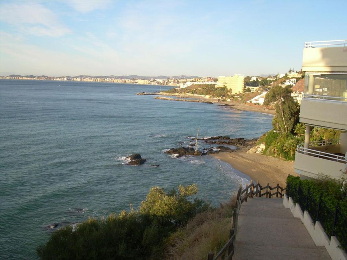 Holidays2Benalmadena Torrequebrada Sea View Front Beach With Pool Parking & Terraces Bagian luar foto