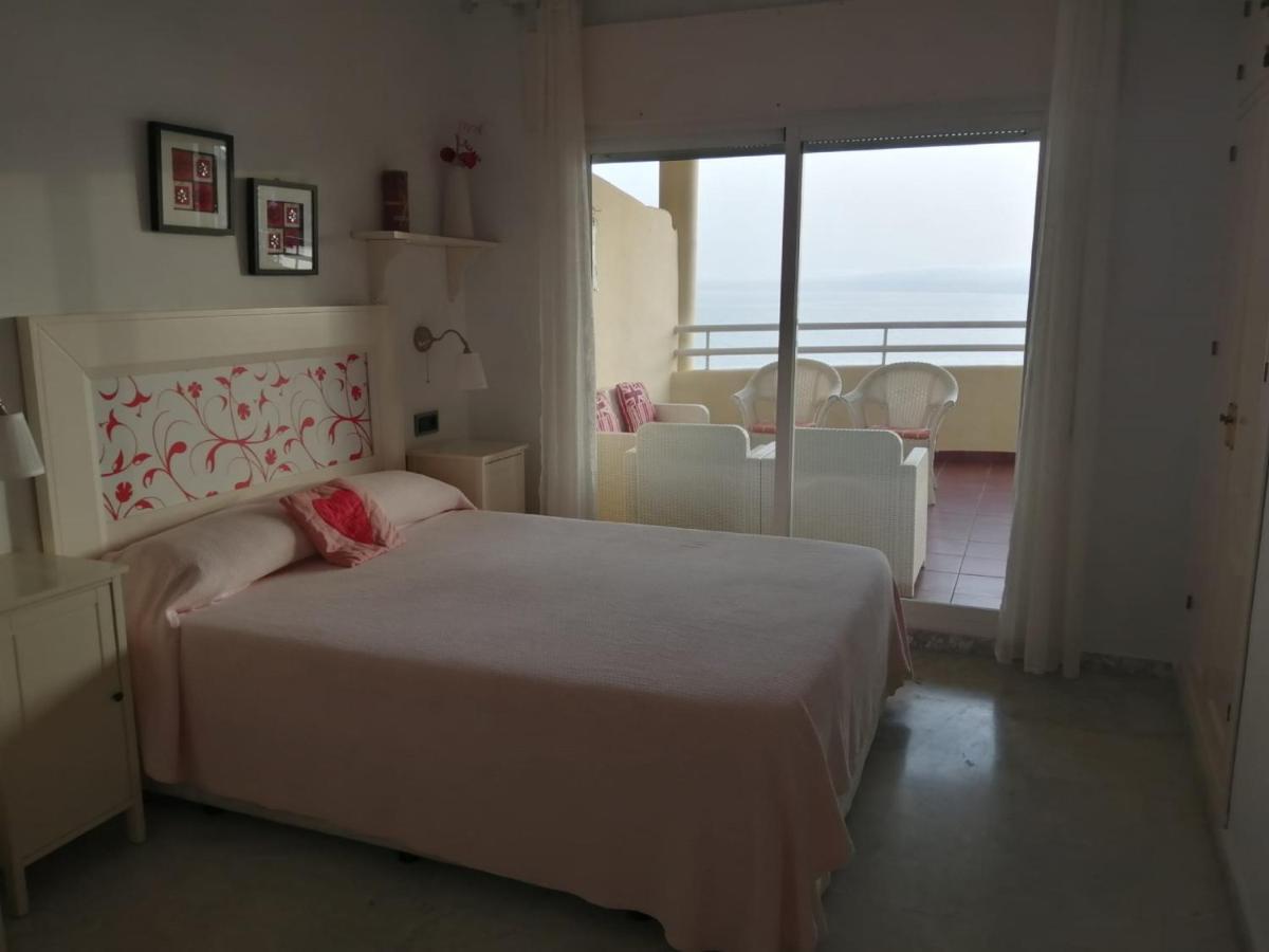 Holidays2Benalmadena Torrequebrada Sea View Front Beach With Pool Parking & Terraces Bagian luar foto